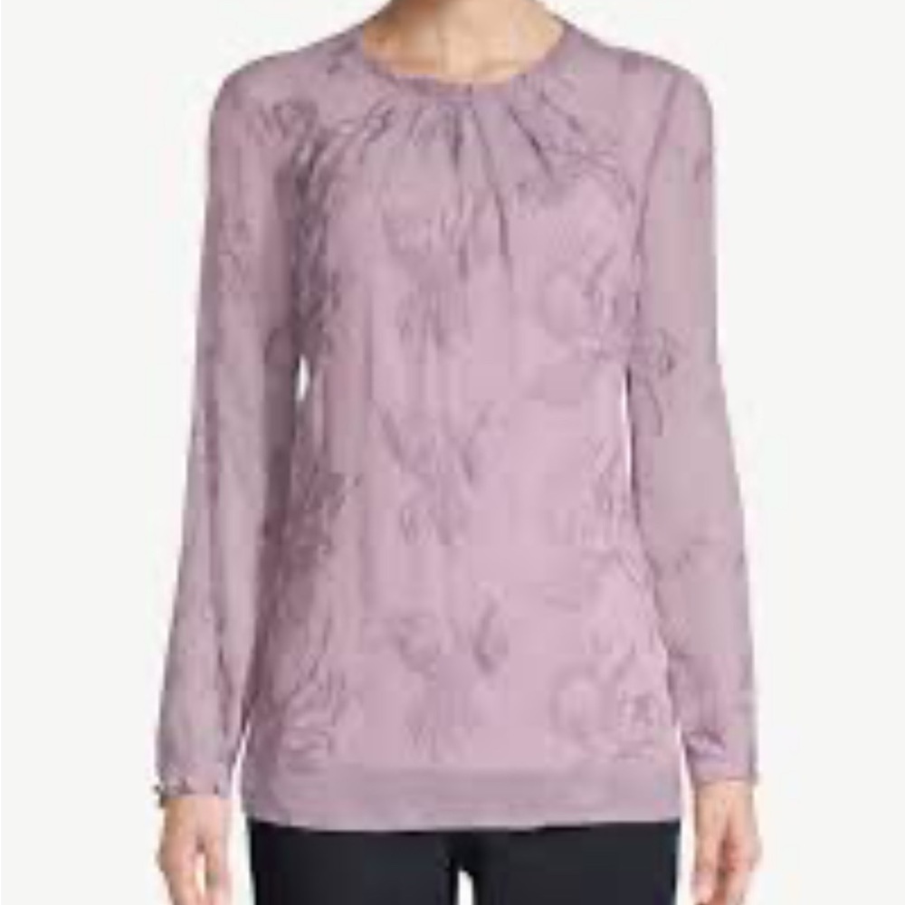 Chico’s Tonal Embroidery Crinkle Top Women’s Size L /2 Chiffon Peasant unlined